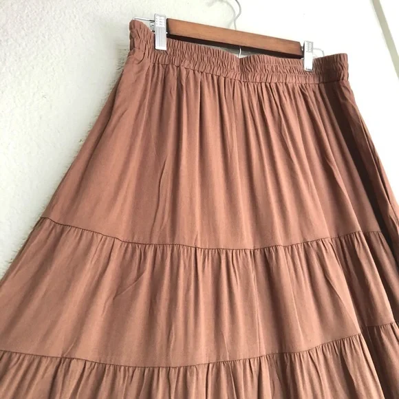 NWT Brown Maxi Skirt With Pockets - Picture 4 of 10